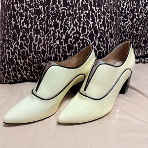 Johnston’s & Murphy Elegant Cream Women's Shoes Size 8m